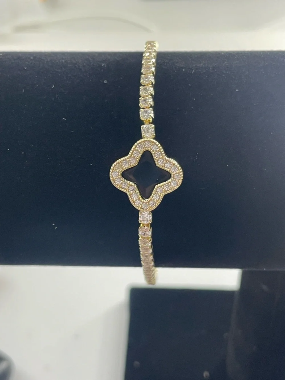 18k Gold Clover Bracelet with Black Onyx Center and Pavé Accents - Picture 3 of 6